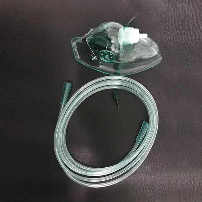 Infuzijski komplet za medicinsko cevko